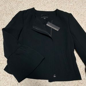 Black ruffle sleeve zip jacket/blazer
